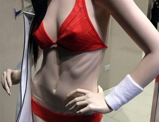 Mannequin de vitrine anorexique