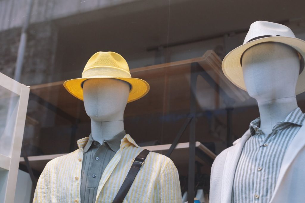 mannequins vitrine